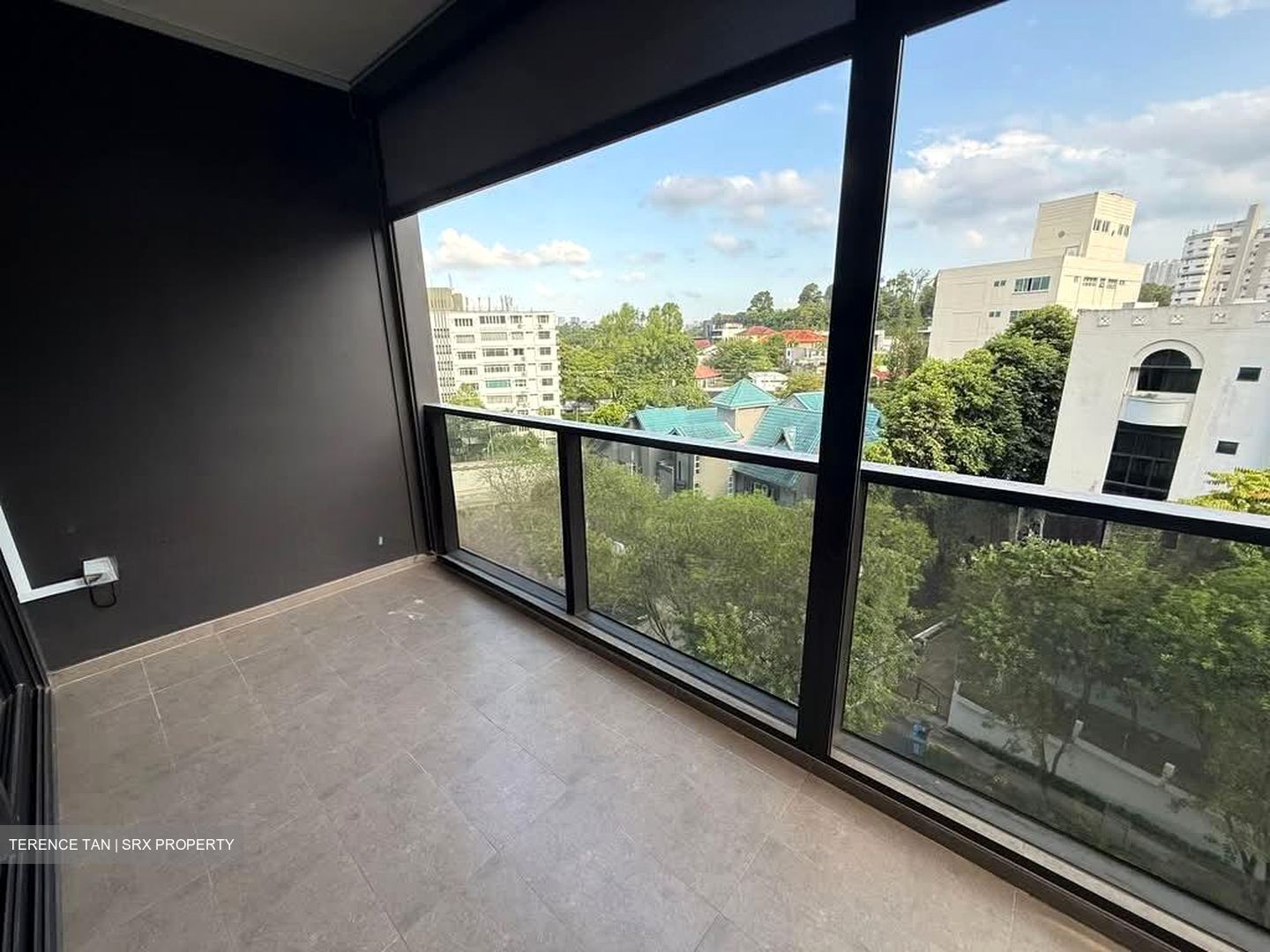 Hyll On Holland (D10), Condominium #535593501